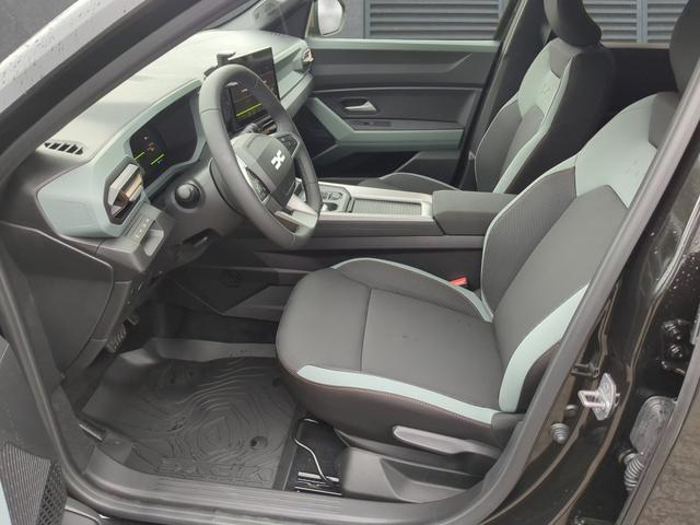 Dacia Bigster Extreme SHZ LKHZ Pano Hybrid 155 