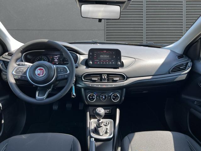 Fiat Tipo 5-T&uuml;rer Urban RFK+LED+DAB 1.6 M-Jet Diesel 
