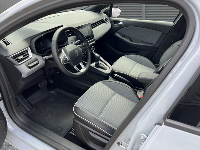 Renault Clio Techno SHZ+LED+RFK TCe 90 X-Tronic Autom. 