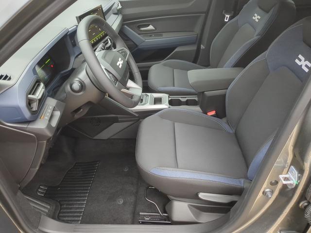 Dacia Bigster Expression LKHZ+RFK+SHZ+PDC Hybrid 155 