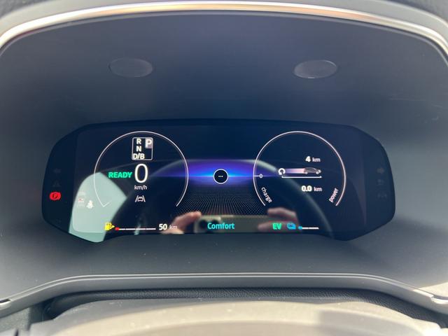 Renault Captur E-TECH Techno GJR+SHZ+RFK 160 