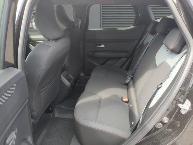 Dacia Duster Extreme SHZ LED RFK PDC Hybrid 155 