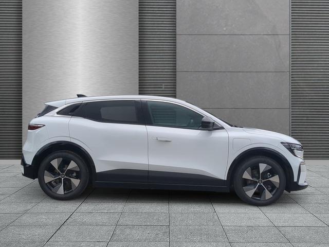 Renault M&eacute;gane E-TECH Techno SHZ+RFK+V2L Megane EV60 220 Comfort Range 