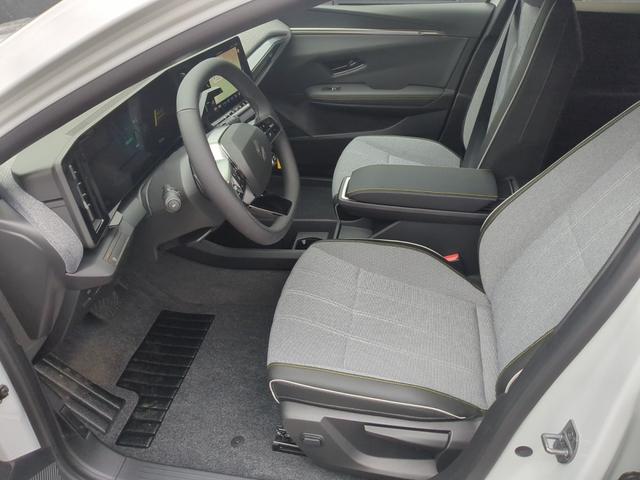 Renault M&eacute;gane E-TECH Techno SHZ+RFK+V2L Megane EV60 220 Comfort Range 