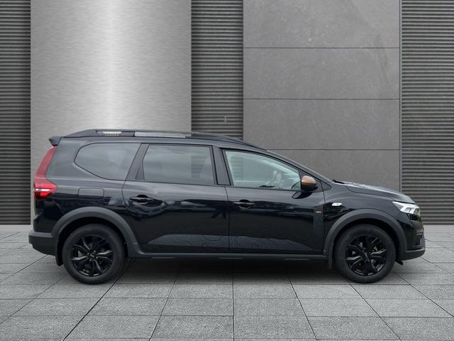 Dacia Jogger Extreme 5-Sitzer AHK+GJR+RFK TCe 100 LPG 
