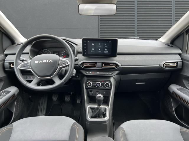 Dacia Jogger Extreme 5-Sitzer AHK+GJR+RFK TCe 100 LPG 