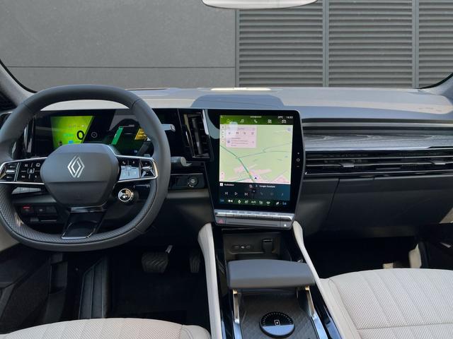 Renault Espace Iconic 7-S SHZ LKHZ 360&deg; Pano E-TECH 200 