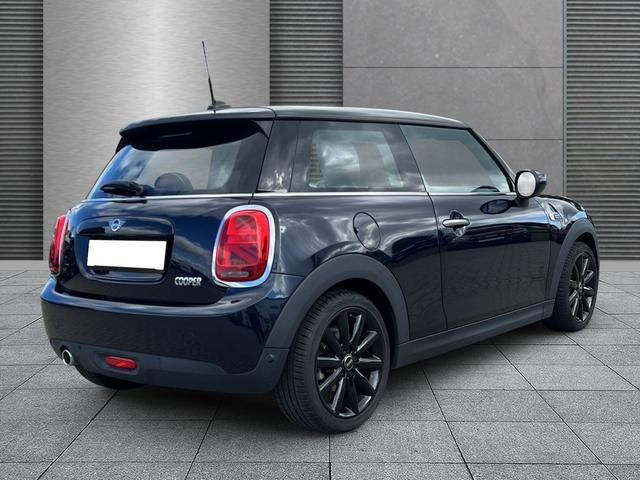 MINI Cooper Chili Leder+Schiebedach+SHZ 1.5 Automatik DKG 