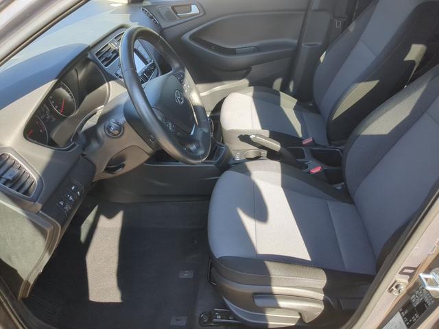 Hyundai i20 YES! SHZ+LKHZ+RFK+PDC 1.2 