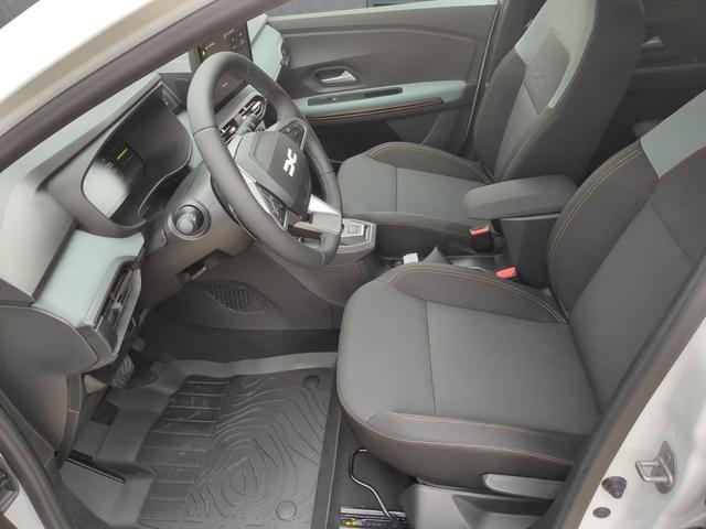 Dacia Jogger Extreme 7-Sitzer LKHZ+RFK+Navi LPG 120 auto 