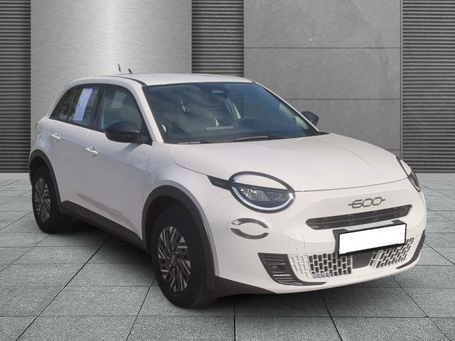 Fiat 600 - Pop SHZ Full-Hybrid 145 PS eDCT Automatik