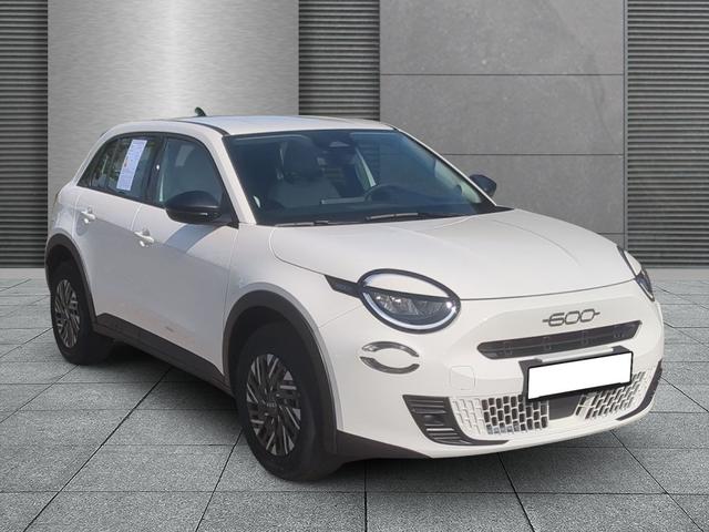 Fiat 600 - Pop SHZ Full-Hybrid 110 PS eDCT Automatik