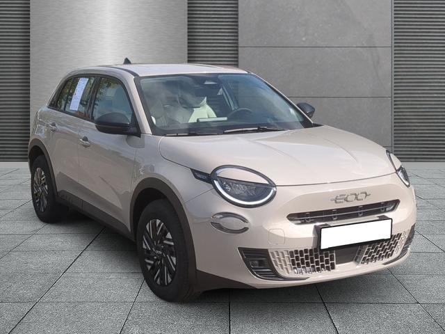 Fiat 600 - Pop SHZ Full-Hybrid 145 PS eDCT Automatik