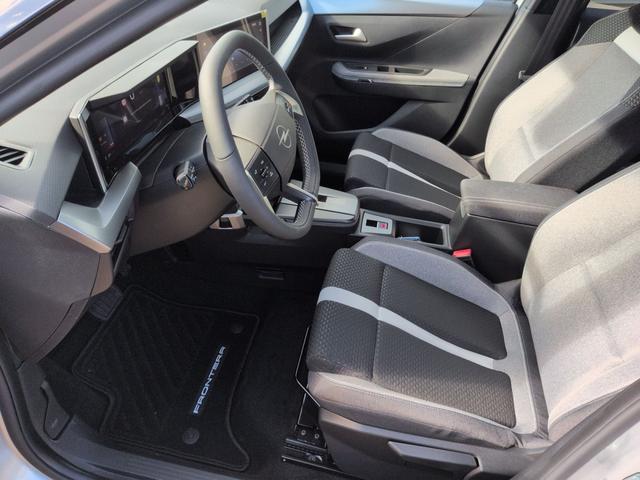 Opel Frontera Ultimate SHZ 145 Full-Hybrid e-DCT6 