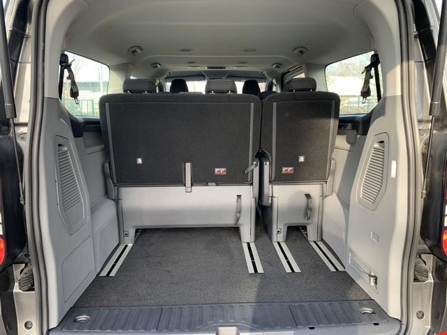Ford Tourneo Custom L2 320 8-Sitzer 136PS Automatik 