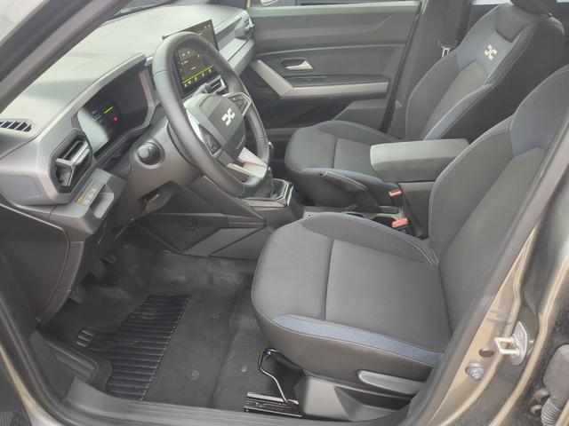 Dacia Duster Expression SHZ+LKHZ+RFK TCe 140 