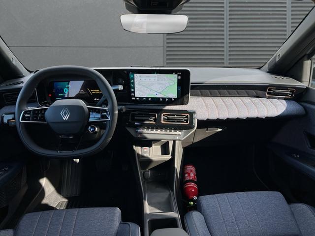 Renault R 4 Techno SHZ+LKHZ+RFK+LED E-Tech 150 Comfort Range 