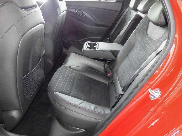 Hyundai i30 2.0 T-GDI Fastback N Performance Navi-Paket Navi e-Sitze Fernlichtass. PDCv+h RDC 