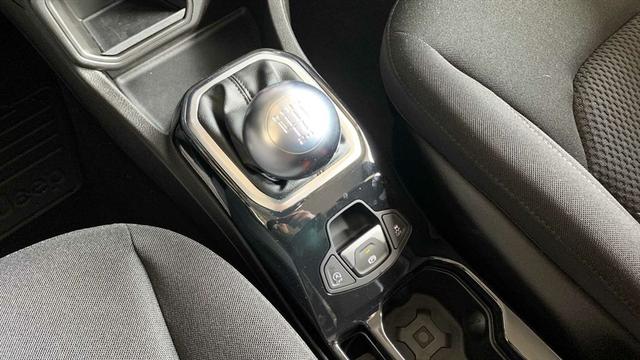 Jeep Renegade 1,0 T-GDI Night Eagle ALARM DAB PDC KEYLESS NEBEL 
