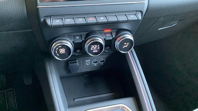 Renault Clio V 1,0 TCe Intens DAB LED KAMERA KEYLESS VIRTUAL 
