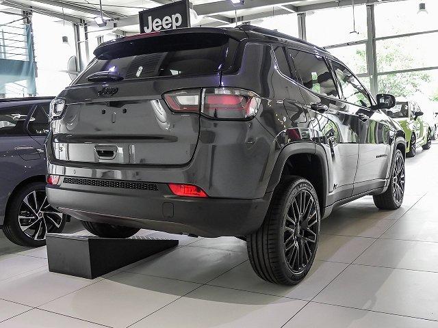 Jeep Compass Upland 1,5 e-Hybrid LED 19 Zoll Spurhalte Klimaauto Kamera Navi Pano 