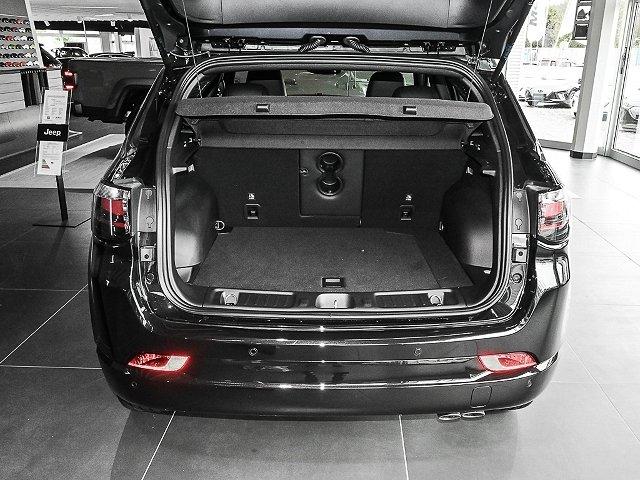 Jeep Compass 4xe 80TH Plug-In Hybrid Leder Navi Kurvenlicht ACC Parklenkass. Rückfahrkam. Allrad 
