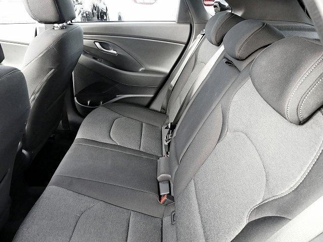 Hyundai i30 Edition 30+ Mild-Hybrid 1.5 T-GDI EU6d LED Navi Keyless Rückfahrkam. Panorama 