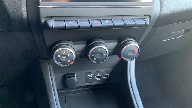 Renault Captur II 1,3 TCe Zen DAB LED NAVI KLIMA TEMPOMAT 