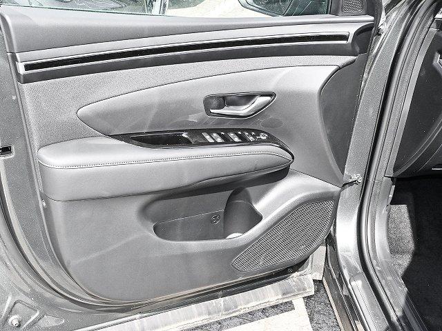 Hyundai TUCSON Select Mild-Hybrid 4WD 1.6 CRDi LED-Grilldesign-Paket, Funktions-Paket, Navigations-Paket 