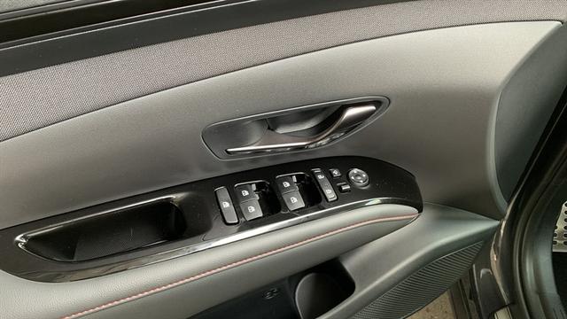 Hyundai TUCSON IV 1,6 T-GDI 4WD Aut. N-Line DAB LED NAVI VIRTUAL 
