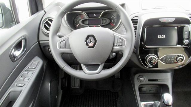 Renault Captur 0,9 TCe Intens DAB LED BOSE NAVI KAMERA PDC SHZ 