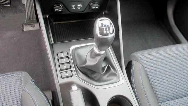Hyundai TUCSON III 1,6 GDi ALU KA NAVI KAMERA LHZ PDC SHZ 