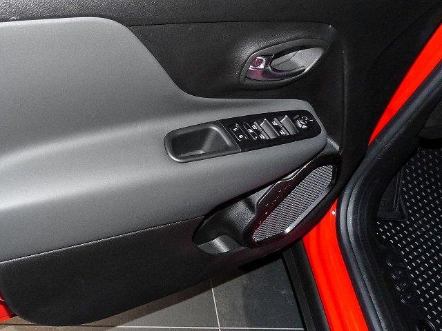 Jeep Renegade S Plug-In-Hybrid 4Xe 1.3 Plug-In Hybrid EU6d 
