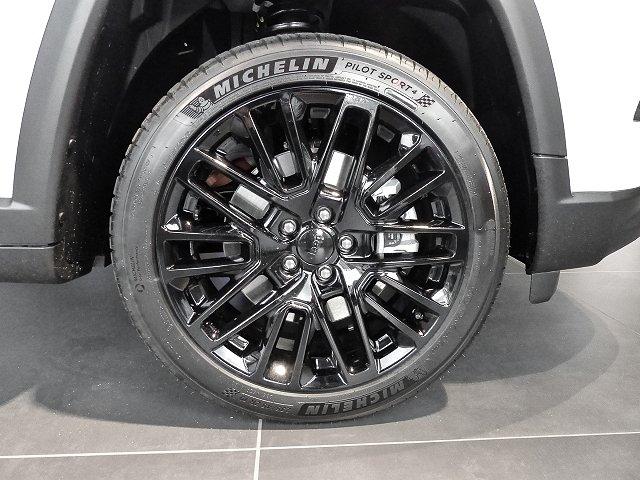 Jeep Compass Upland 1,5 e-Hybrid LED 19 Zoll Spurhalte Klimaauto Kamera Navi 