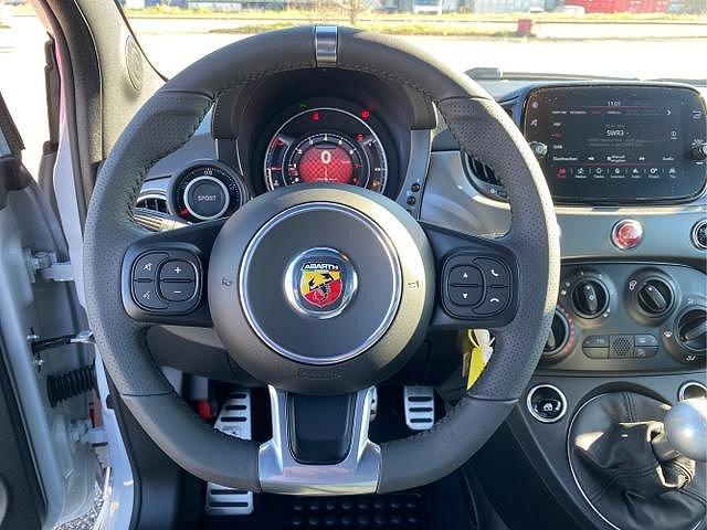 Abarth 595 165 Klima DAB NAVI-MirrorLink LMF NSW Priv 1.4 ... 