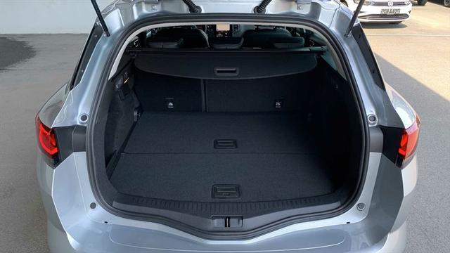 Renault Mégane Megane IV Grandtour 1,3 TCe Techno DAB LED NAVI RFK SHZ VIRTUAL 