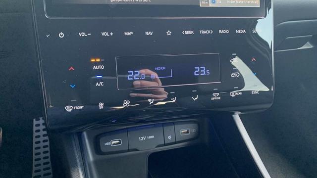 Hyundai TUCSON IV 1,6 T-GDI 4WD Aut. N-LINE DAB LED NAVI RFK VIRTUAL 