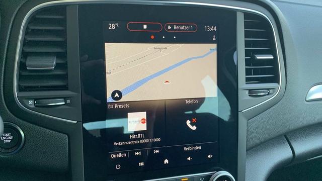 Renault Mégane Megane IV 1,3 TCe Techno DAB LED NAVI RFK LHZ SHZ KEY 