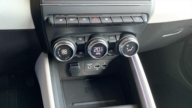 Renault Clio V 1,3 TCe Techno DAB LED NAVI KAMERA PDC SHZ VIRTUAL 