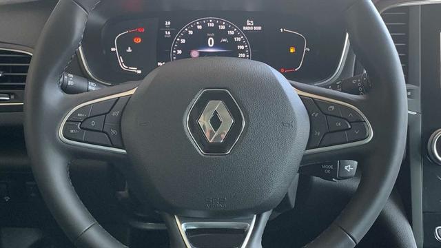 Renault Mégane Megane IV 1,3 TCe Intense DAB KA NAVI LHZ SHZ TOUCH VIRTUAL 