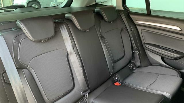 Renault Mégane Megane IV Grandtour 1,3 TCe Techno DAB LED NAVI RFK SHZ VIRTUAL 