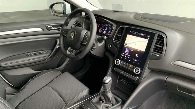 Renault Mégane Megane IV Grandtour 1,3 TCe Intense DAB LED NAVI RFK VIRTUAL 