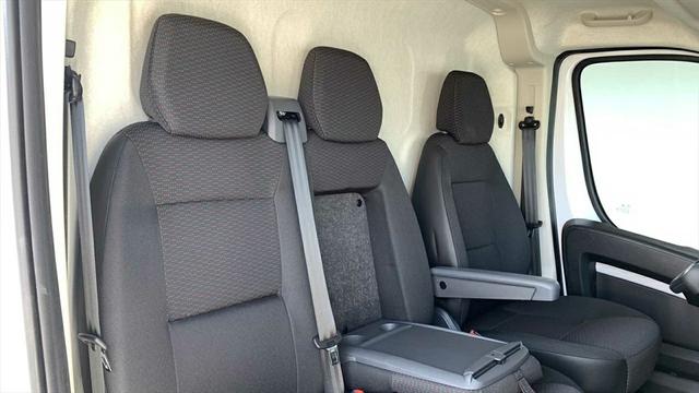 Fiat Ducato III 2,2 HDI 3-Sitze L3H2 DAB KLIMA PDC TEMPOMAT 