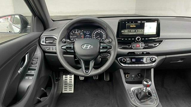 Hyundai i30 Kombi CW 1.5 N-Line DAB KA LED NAVI RFK PDC LHZ SHZ 