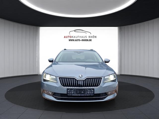 Skoda Superb Combi 1.8 TSI Style, AHK, Leder, Navi, Pano 
