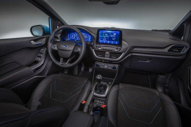 Ford Fiesta 1.0 EcoBoost 125PS Hybrid Titanium 5-türig Winterpaket
