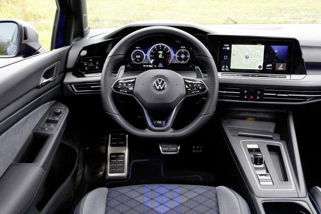 Fahrbericht - Volkswagen Golf R Variant