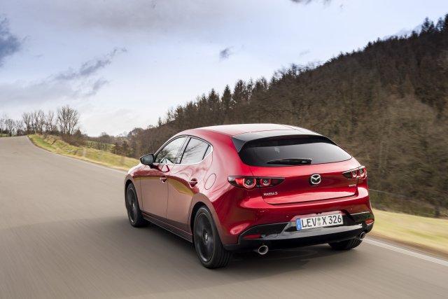 Test - Mazda3 e-Skyactiv 2.0 M Hybrid - NEWS