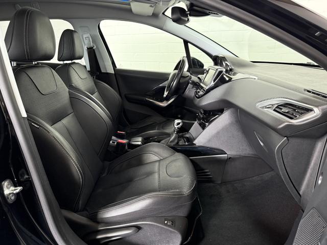 Peugeot 2008 1.2 PureTech 130 Allure S&S Temp. Leder Kamera 