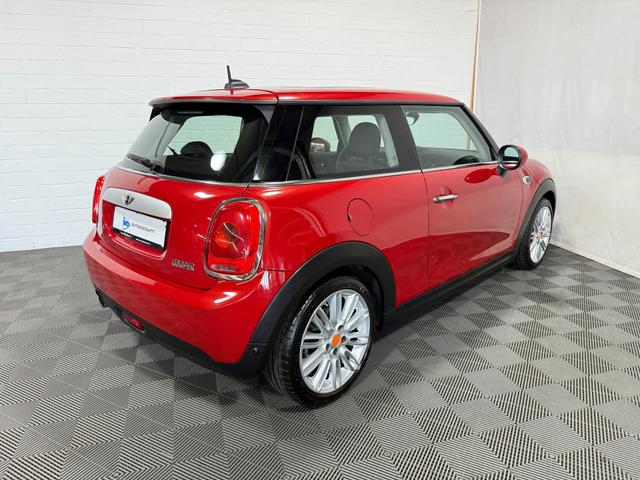 MINI Cooper 1.5 Klima NAVI PANO PDC 